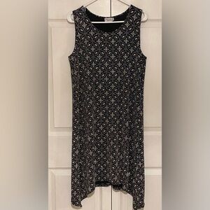 RSVP NWOT Women's Pullover Scoop Neck Sleeveless Megane Glitter Dress